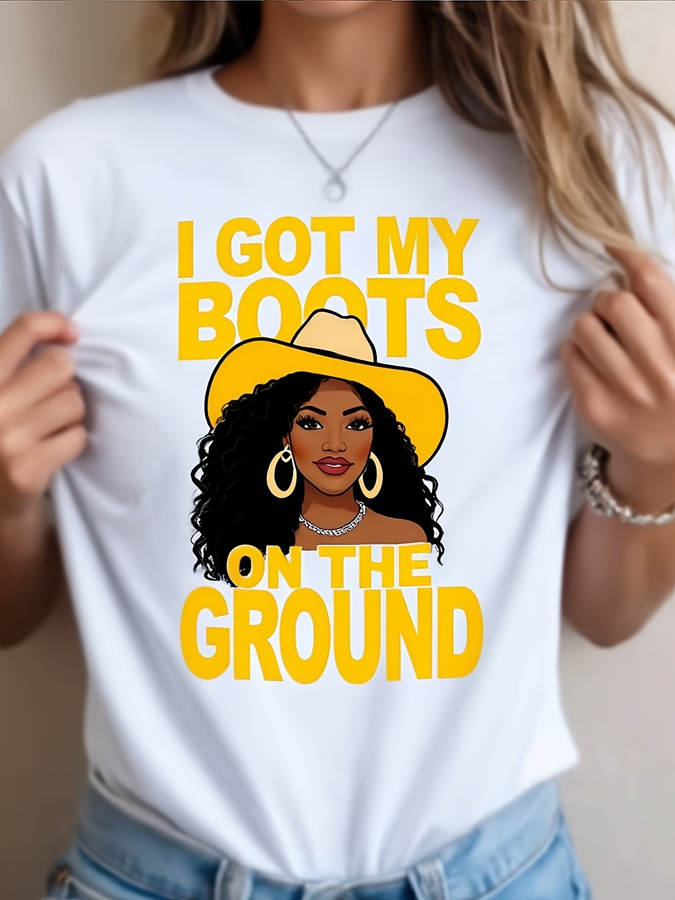 Summer Clothing Trends For Women 2026 - T-shirt blanc ample, imprimé avec le